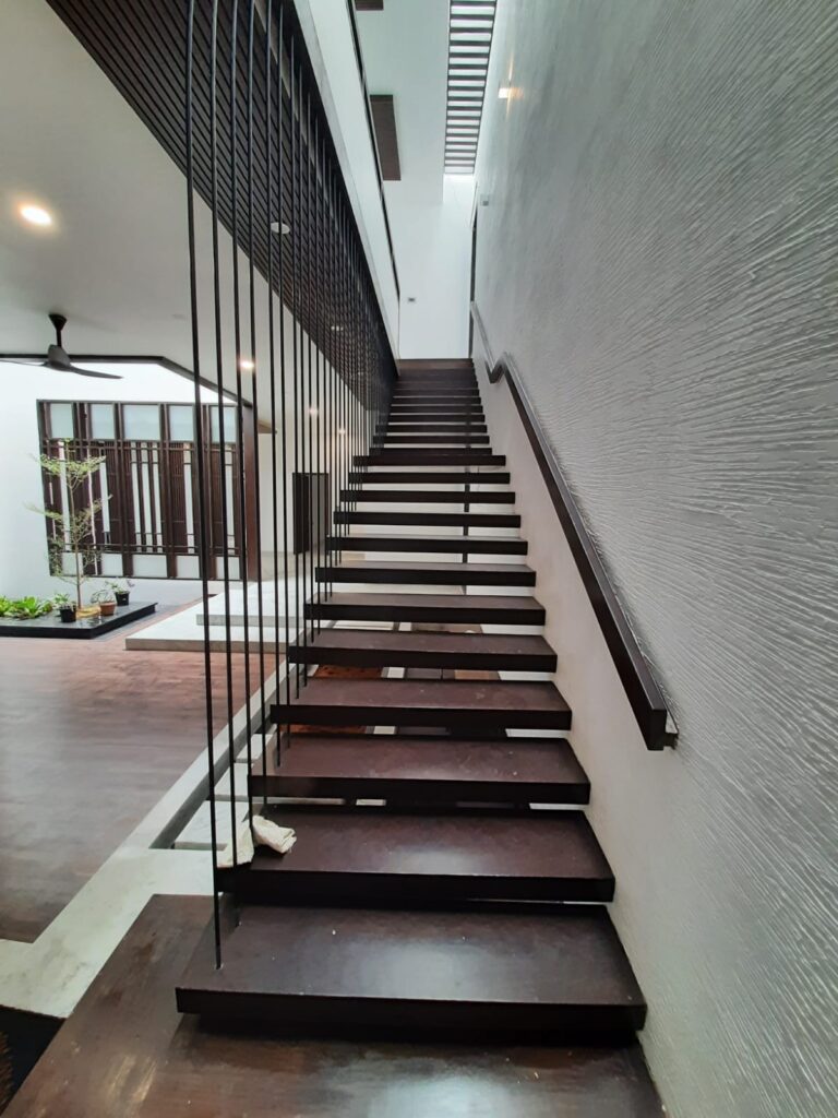 Foto de Gate Manufacturers in Chennai - Bi-Metal Engineering Pvt. Ltd Chennai